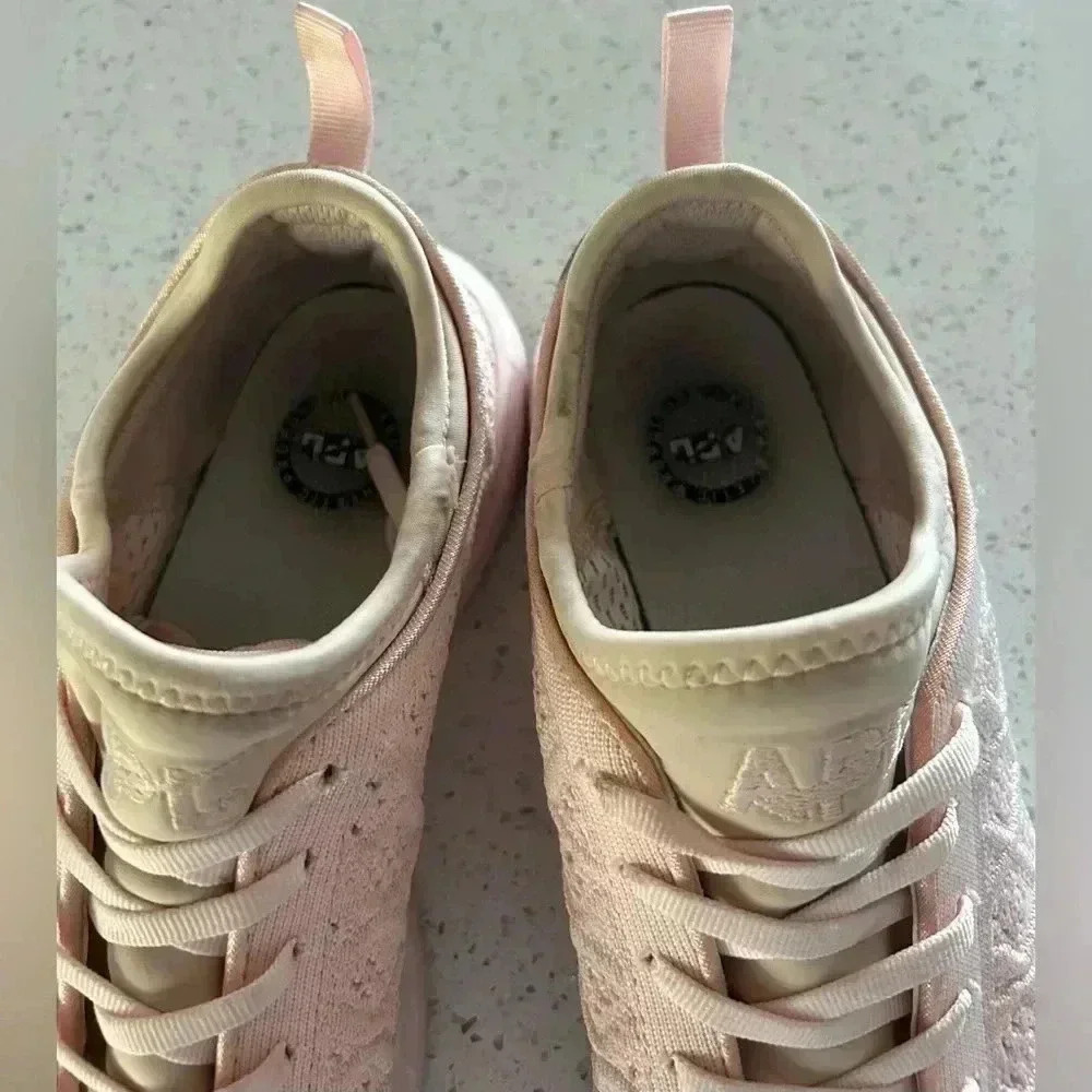 Women’s APL Techloom Phantom blush colored tennis shoe size 10 - Picture 4 of 7